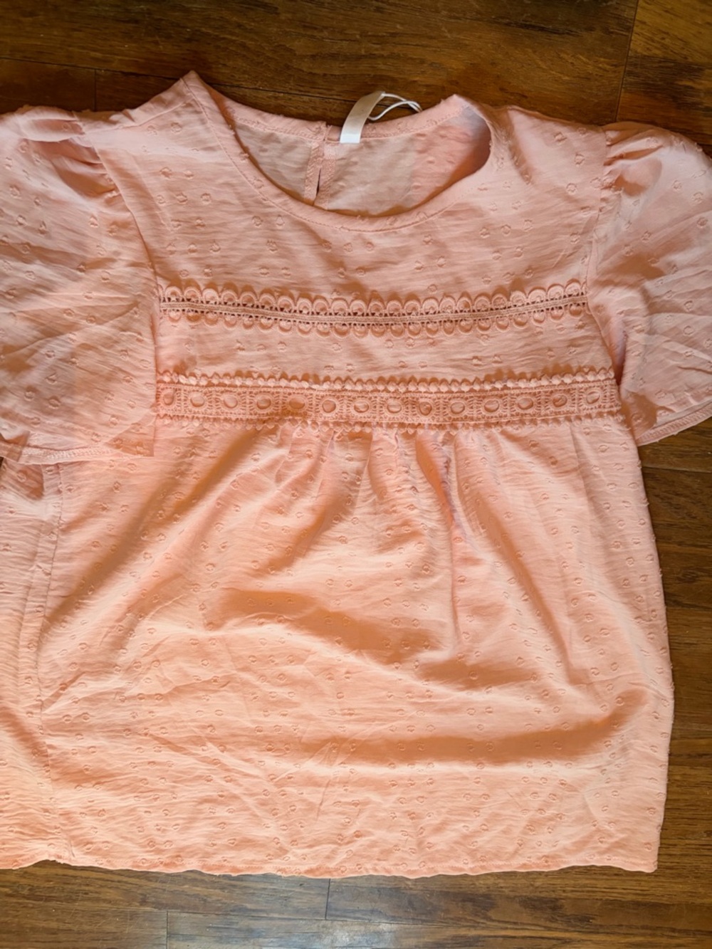 Women’s Peach Eyelet Puff Sleeve Blouse